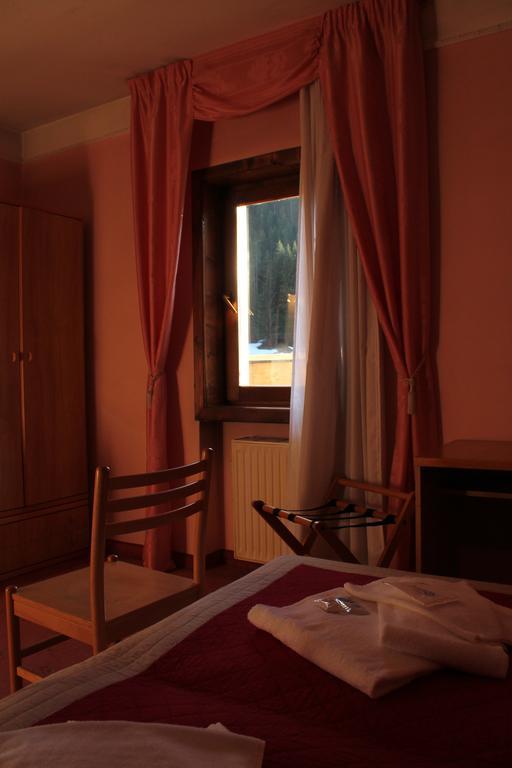 Hotel Villanova سانتو ستيفانو دي كادوري المظهر الخارجي الصورة